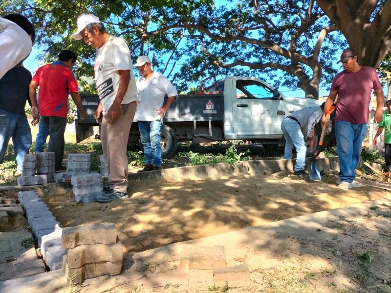 "Rescatando Parques y Plazas" llegó a la colonia Garza Blanca