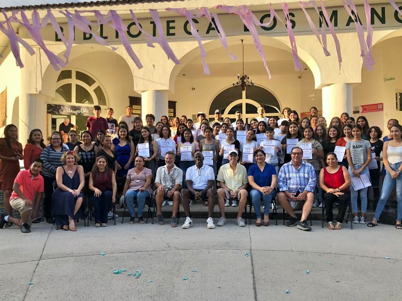 Asociación Civil Becas Vallarta reconoce esfuerzo de estudiantes Asociación Civil Becas Vallarta reconoce esfuerzo de estudiantes