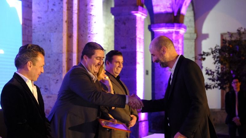 Ellos son los primeros ganadores del Premio Jalisco al Emprendimiento Ellos son los primeros ganadores del Premio Jalisco al Emprendimiento