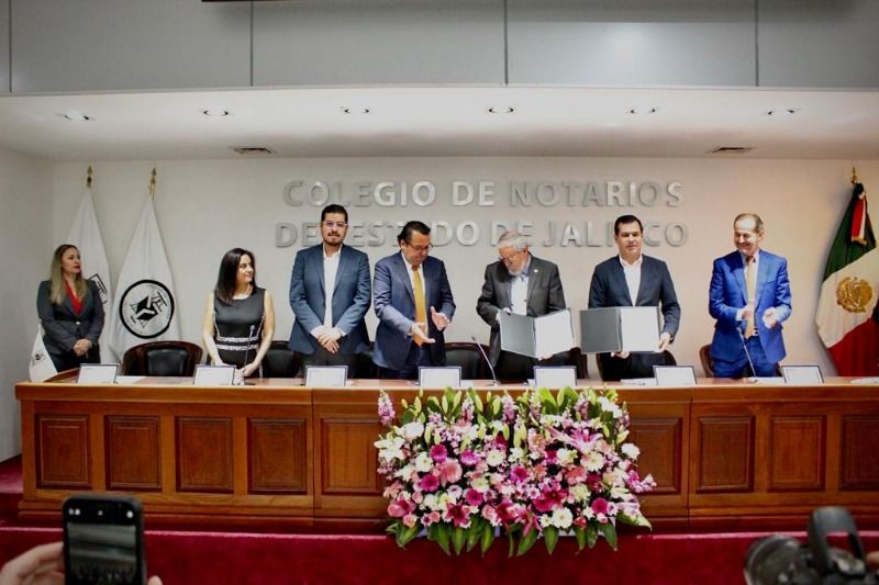 Firman convenio para que licencia sirva como identificación para trámites notariales Firman convenio para que licencia sirva como identificación para trámites notariales
