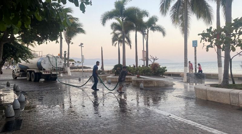 Puerto Vallarta pone en marcha plan de embellecimiento Puerto Vallarta pone en marcha plan de embellecimiento