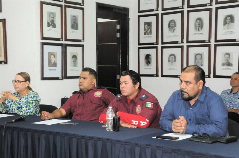 PC y Bomberos tendrán nuevas ambulancias y unidades