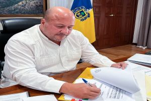 Firmado incremento salarial al personal de la Universidad de Guadalajara