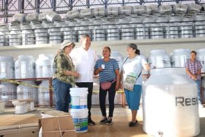 250 familias reciben apoyo con materiales para vivienda