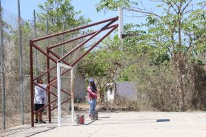 Recuperan espacios públicos en la colonia Volcanes