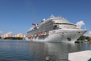 Más de 100 mil cruceristas llegaron a Puerto Vallarta el mes pasado