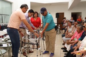 Entregan 121 aparatos ortopédicos  a personas con discapacidad